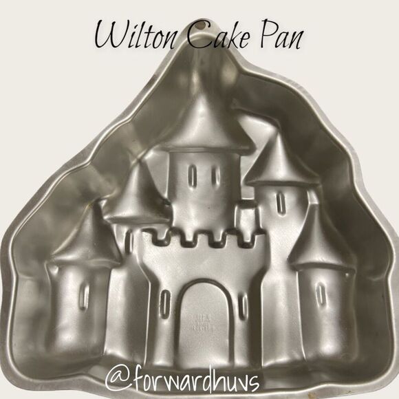 Wilton Castle Cake Pan (2 of 2) - Picture 9 of 12